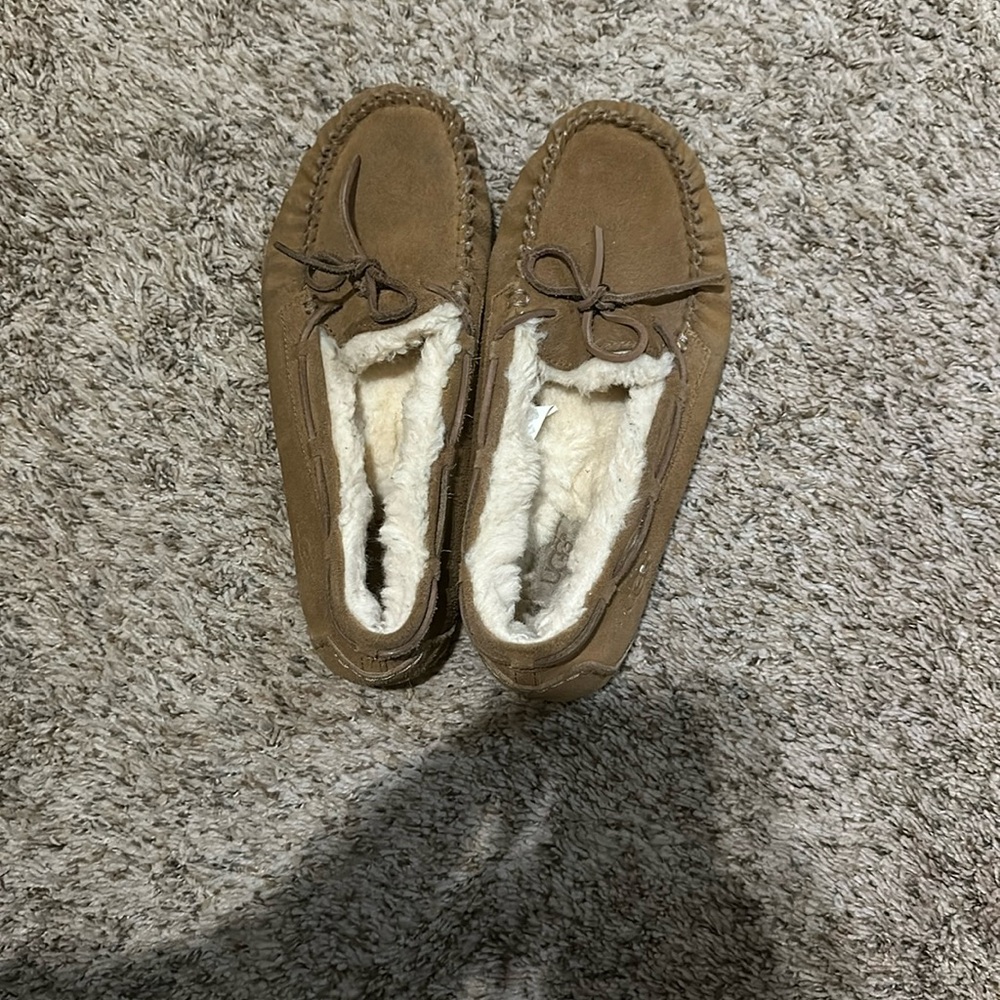 Ugg Dakota Slippers size 36 (women’s 6)